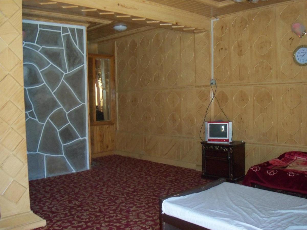 Manila Huts Hotel Naran Ngoại thất bức ảnh