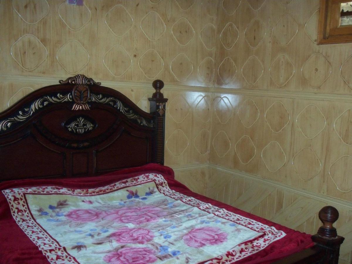 Manila Huts Hotel Naran Ngoại thất bức ảnh