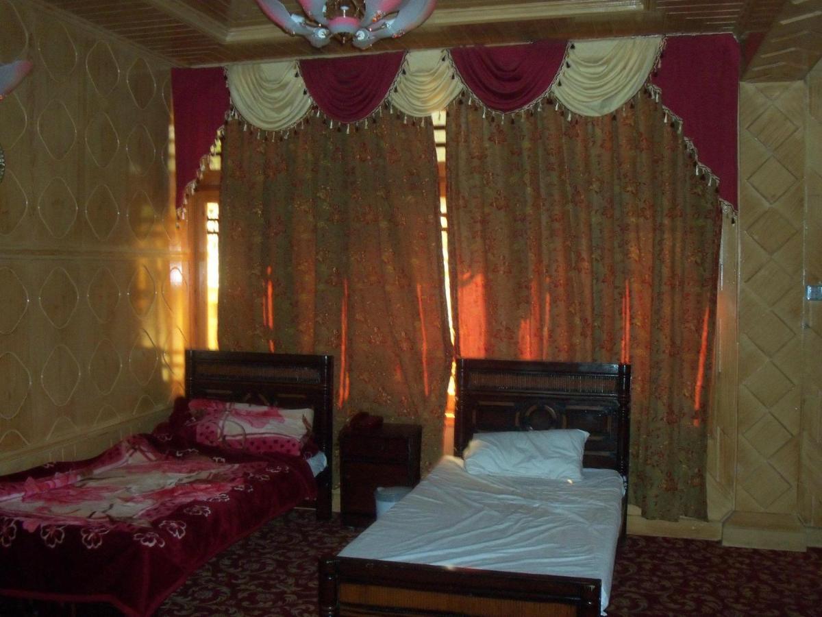 Manila Huts Hotel Naran Ngoại thất bức ảnh
